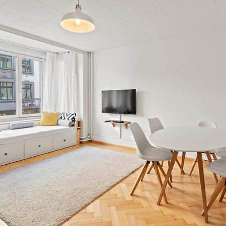 Modern & Central Apartments Люцерн Экстерьер фото